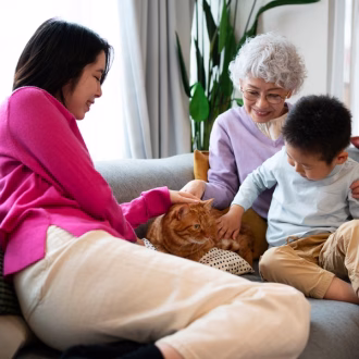 front-view-happy-japanese-family-with-cat